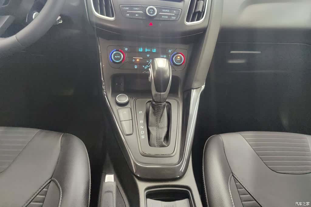 Ford Focus, 2016 16