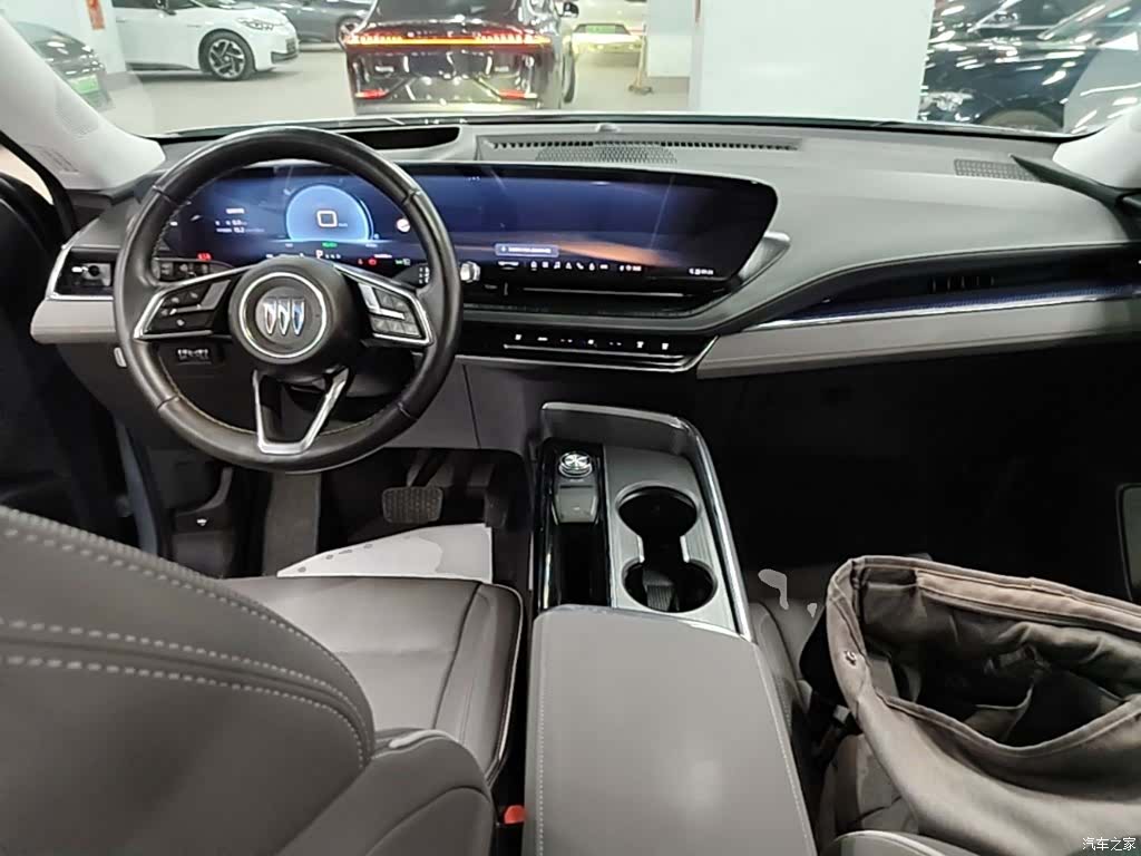 Buick E5, 2023 10