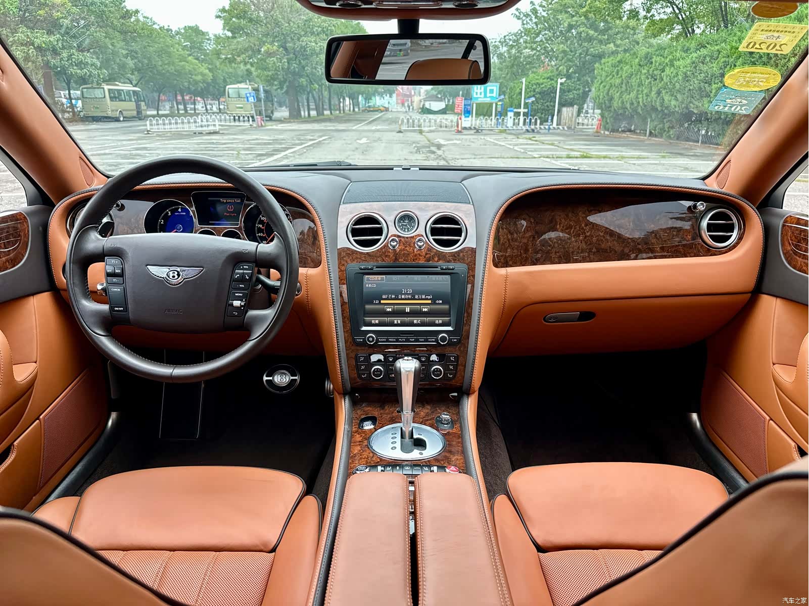 Bentley Flying Spur, 2012 41