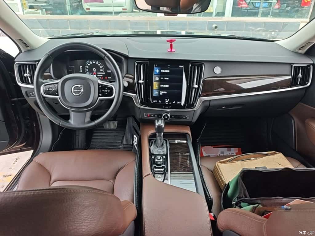 Volvo S90, 2018 10