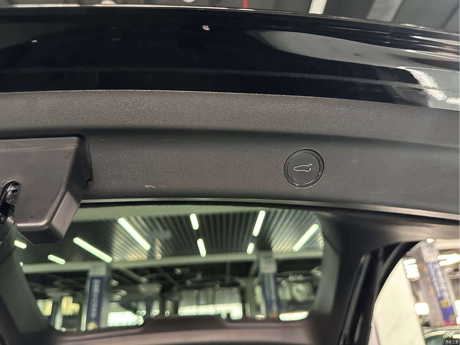 Tesla Model Y, 2022 12