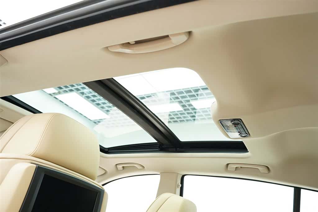 BMW 5 Series, 2015 16