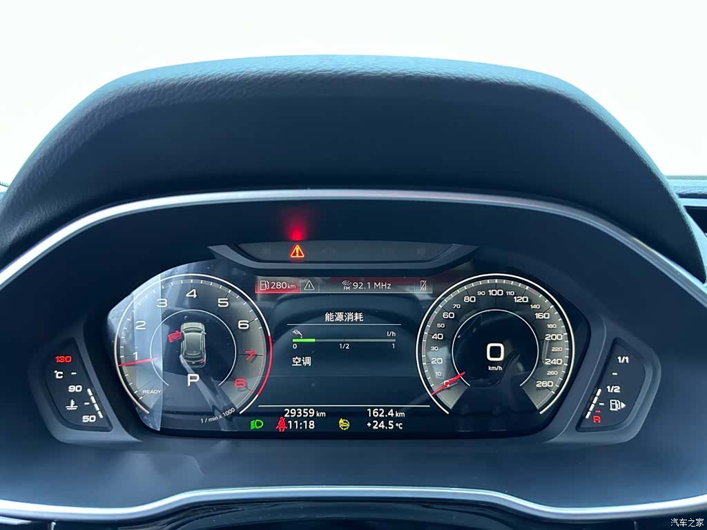 Audi Q3, 2022 10