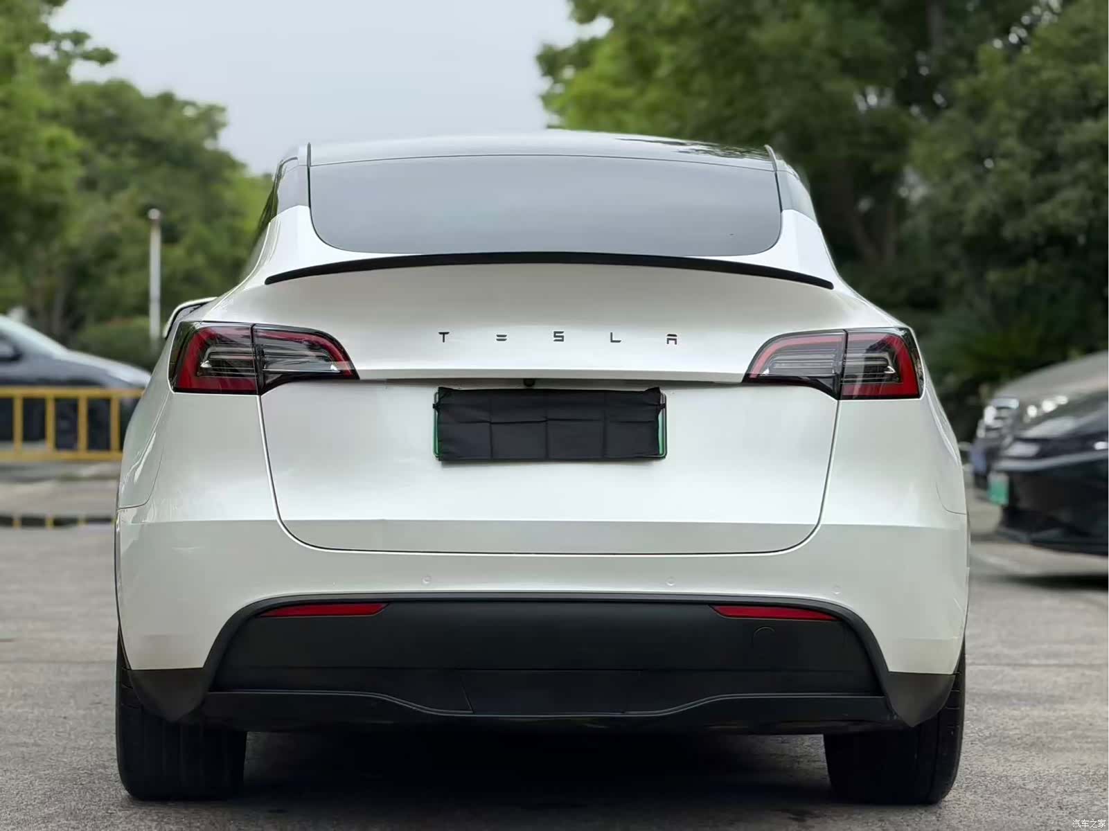Tesla Model Y, 2022 8