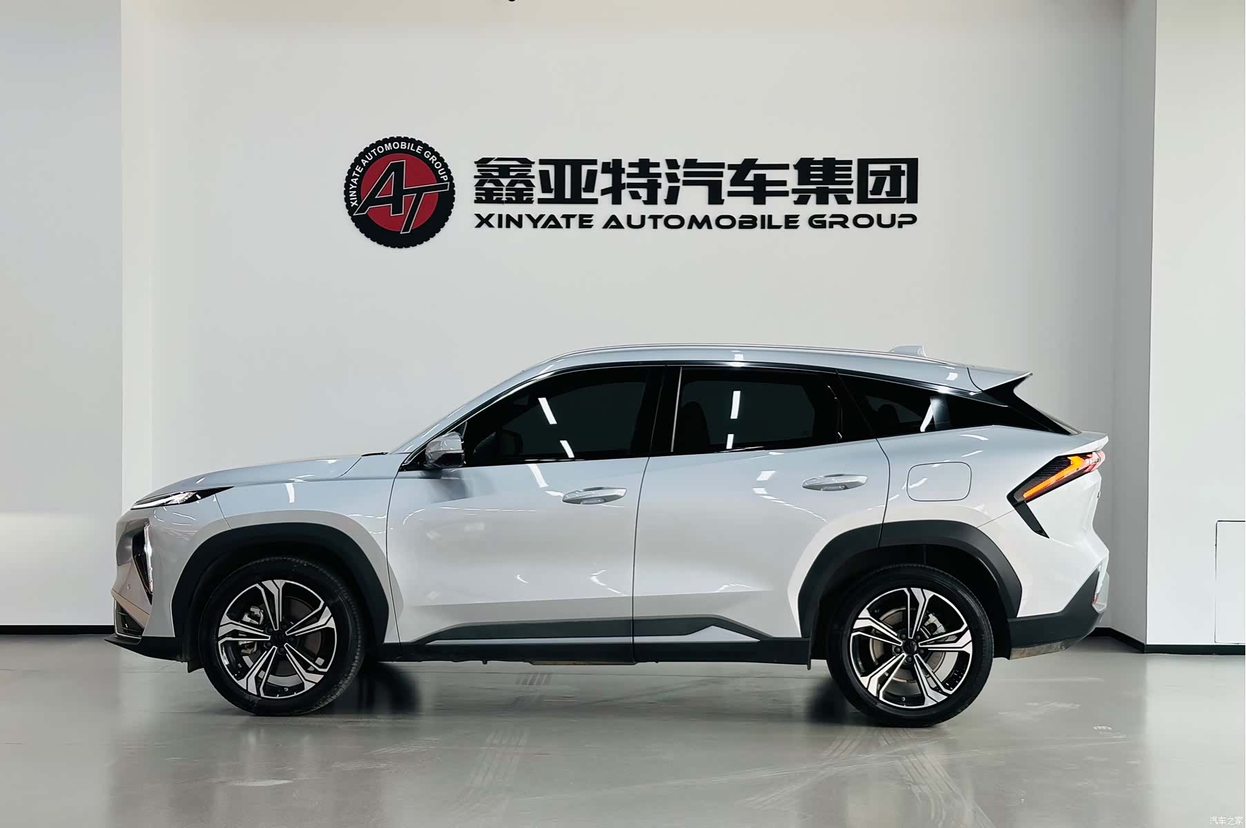 Geely Galaxy L7, 2025 4