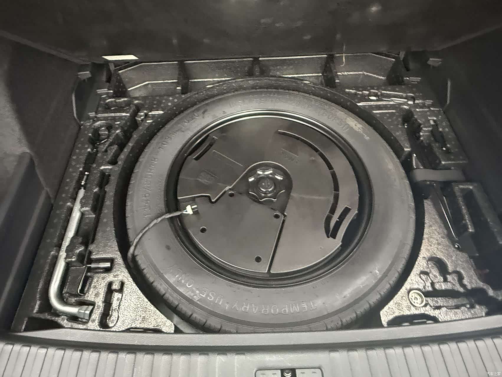Audi Q3, 2023 11