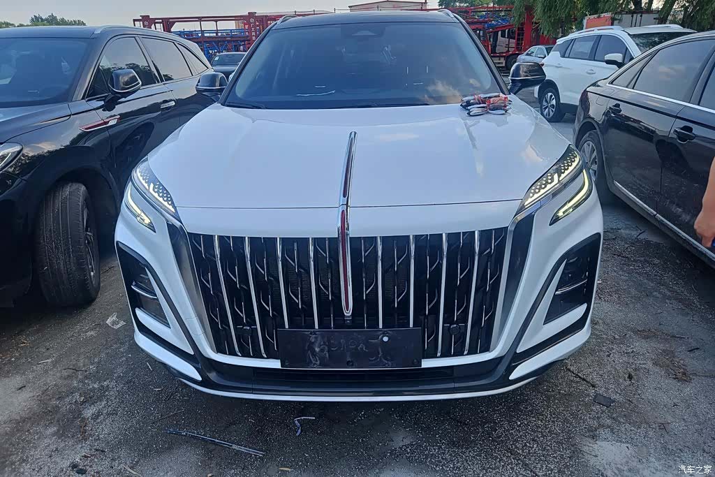 Hongqi HS3, 2024 2