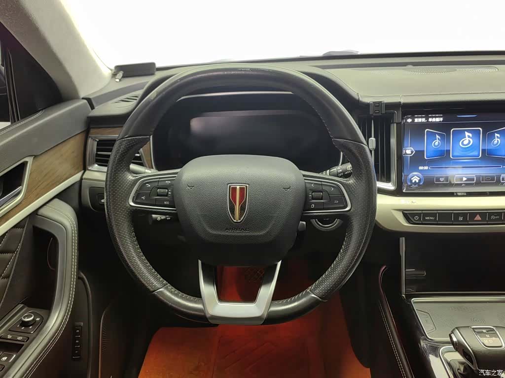 Hongqi HS7, 2022 11