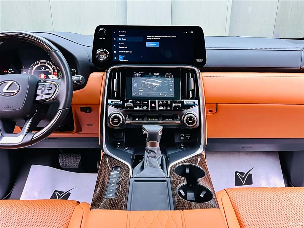 Lexus LX, 2024 12