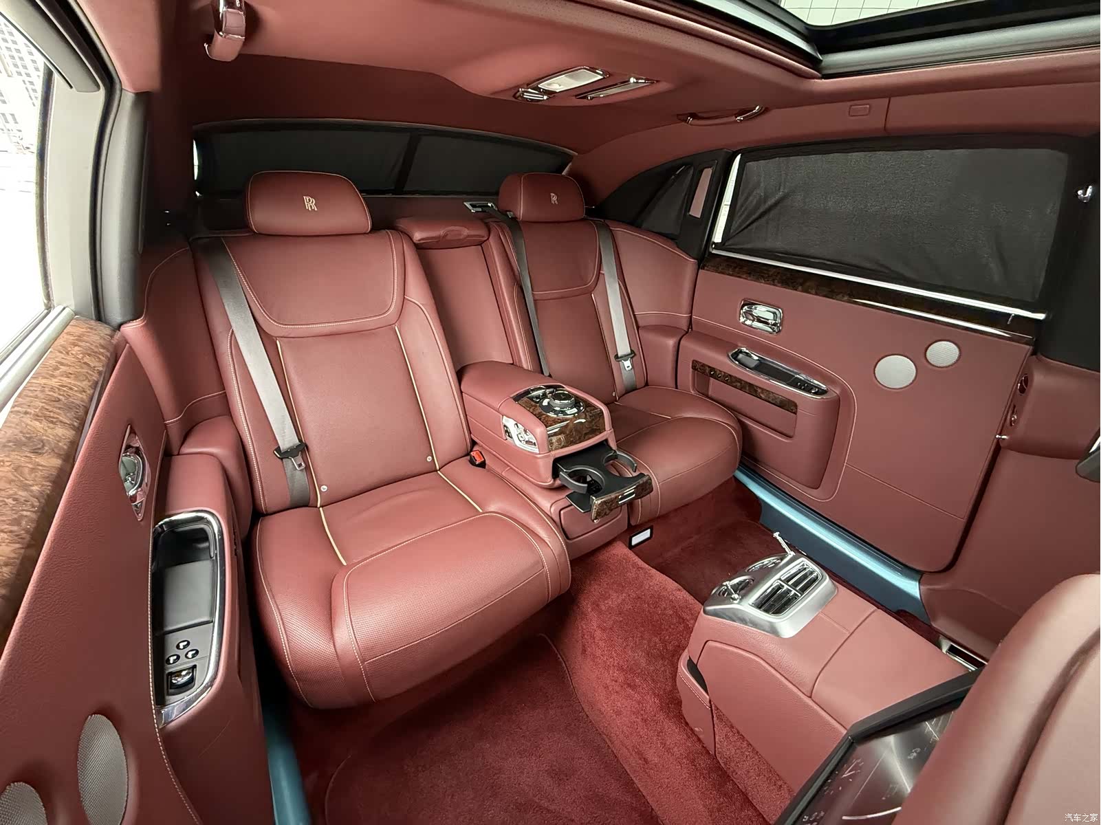 Rolls-Royce Ghost, 2018 8
