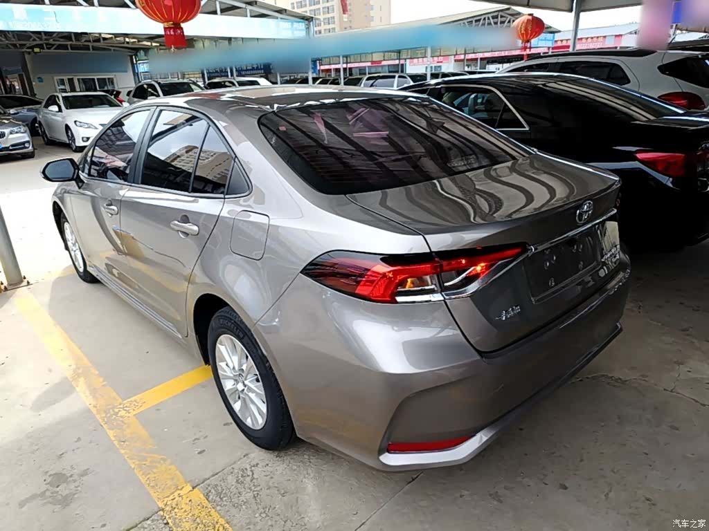 Toyota Corolla, 2020 все фото
