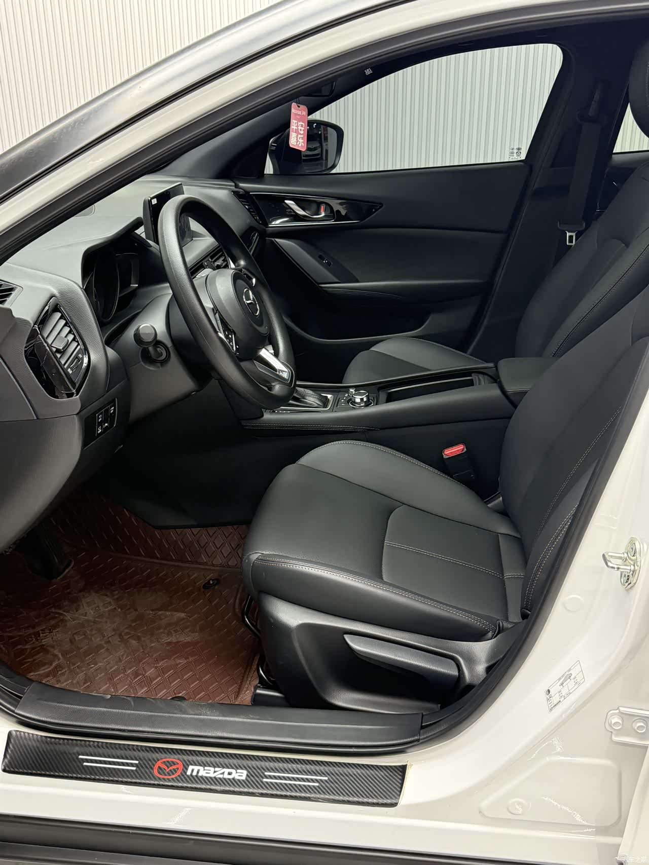 Mazda CX-4, 2023 19