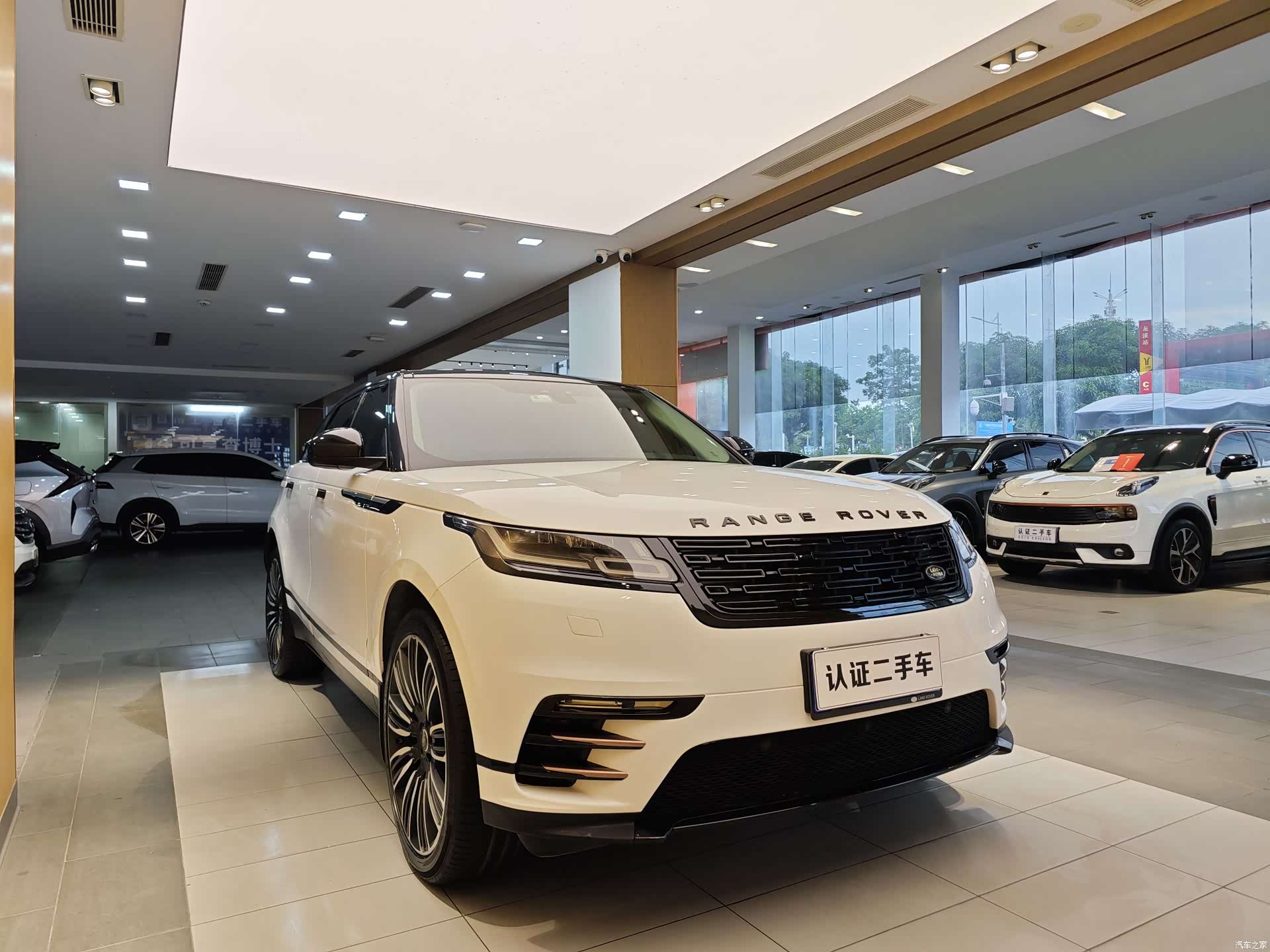 Land Rover Range Rover, 2018 все фото