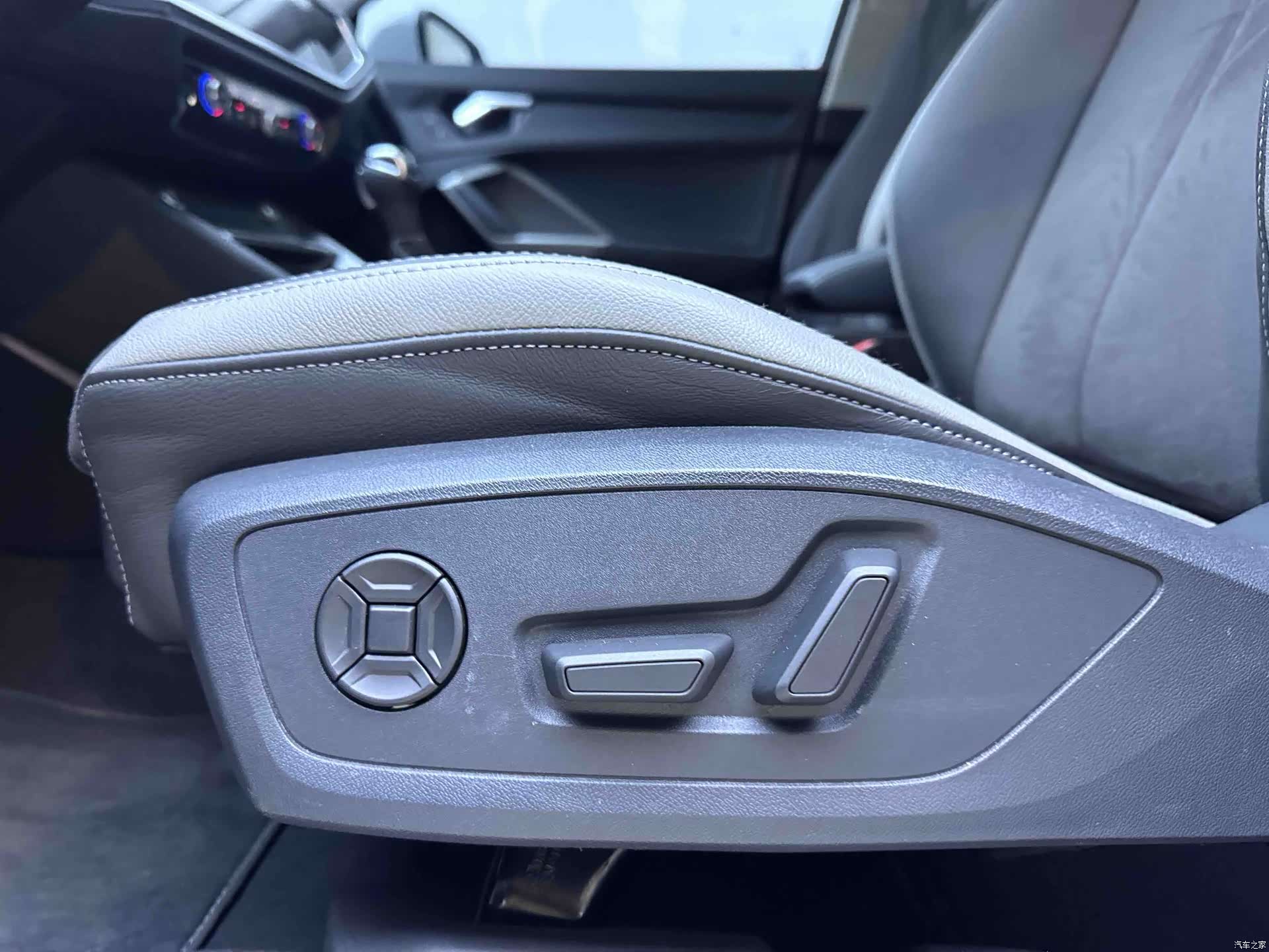 Audi Q3, 2022 17