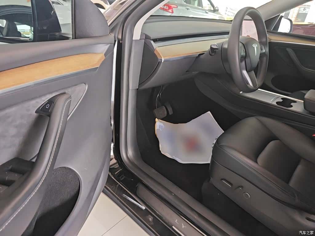 Tesla Model Y, 2021 16