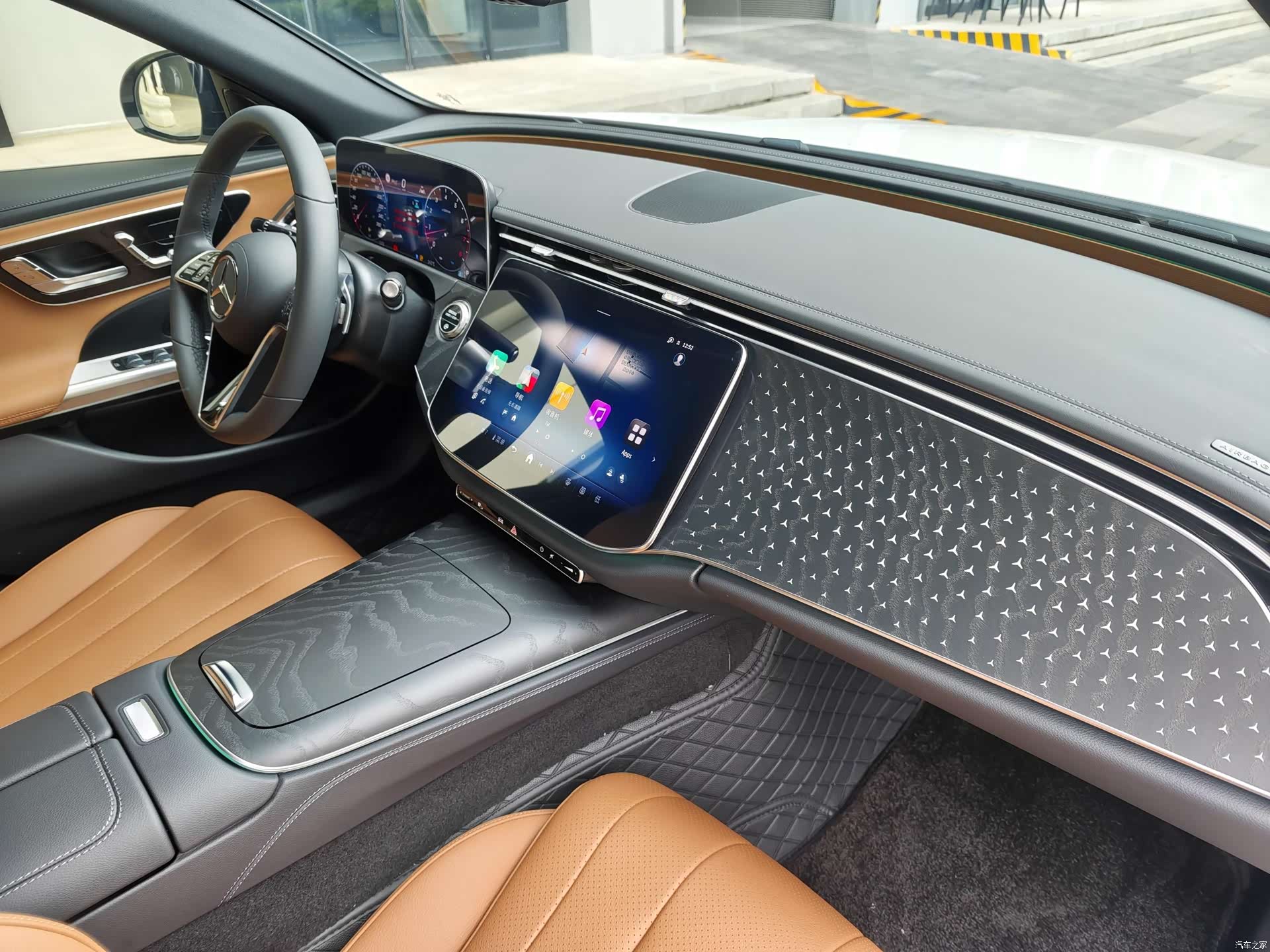 Mercedes-Benz E-Class, 2025 26