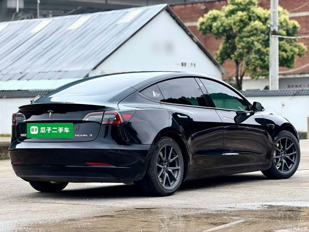 Tesla Model 3, 2020 7
