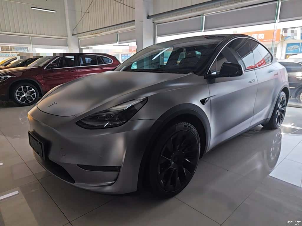 Tesla Model Y, 2021 1