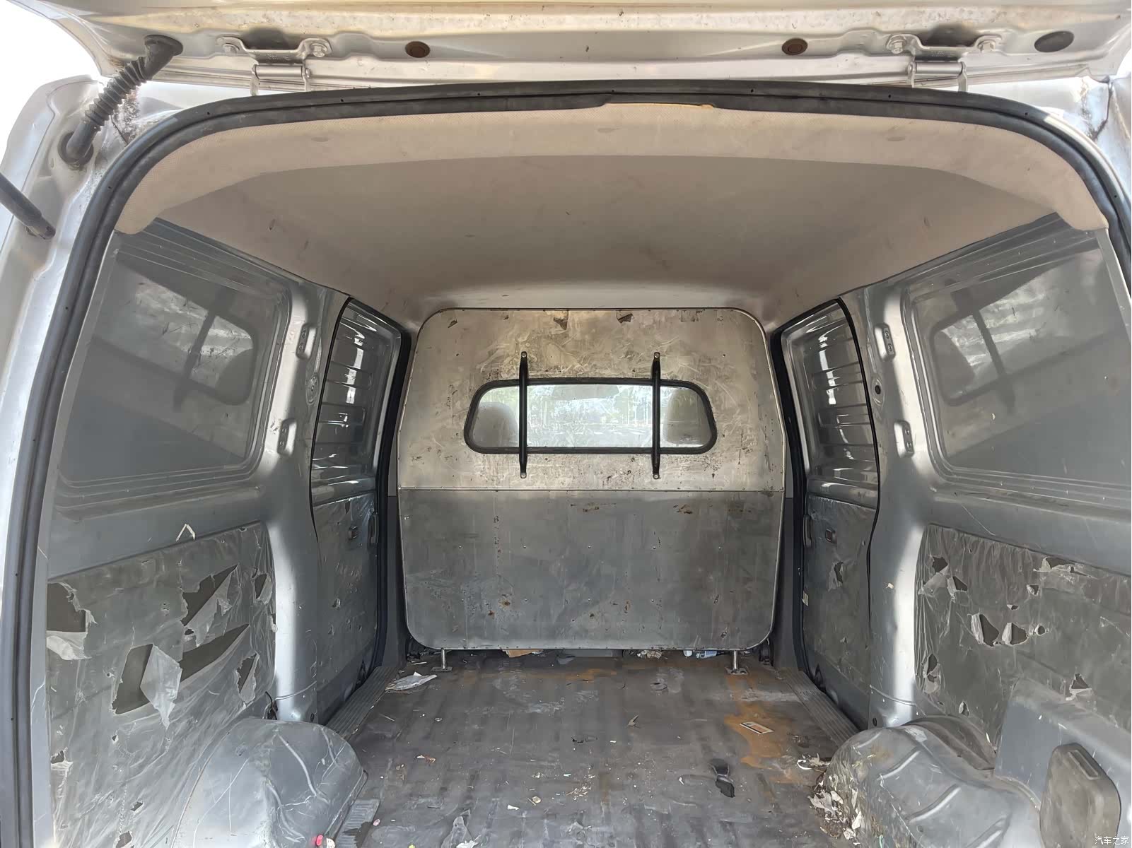 Wuling V, 2019 6