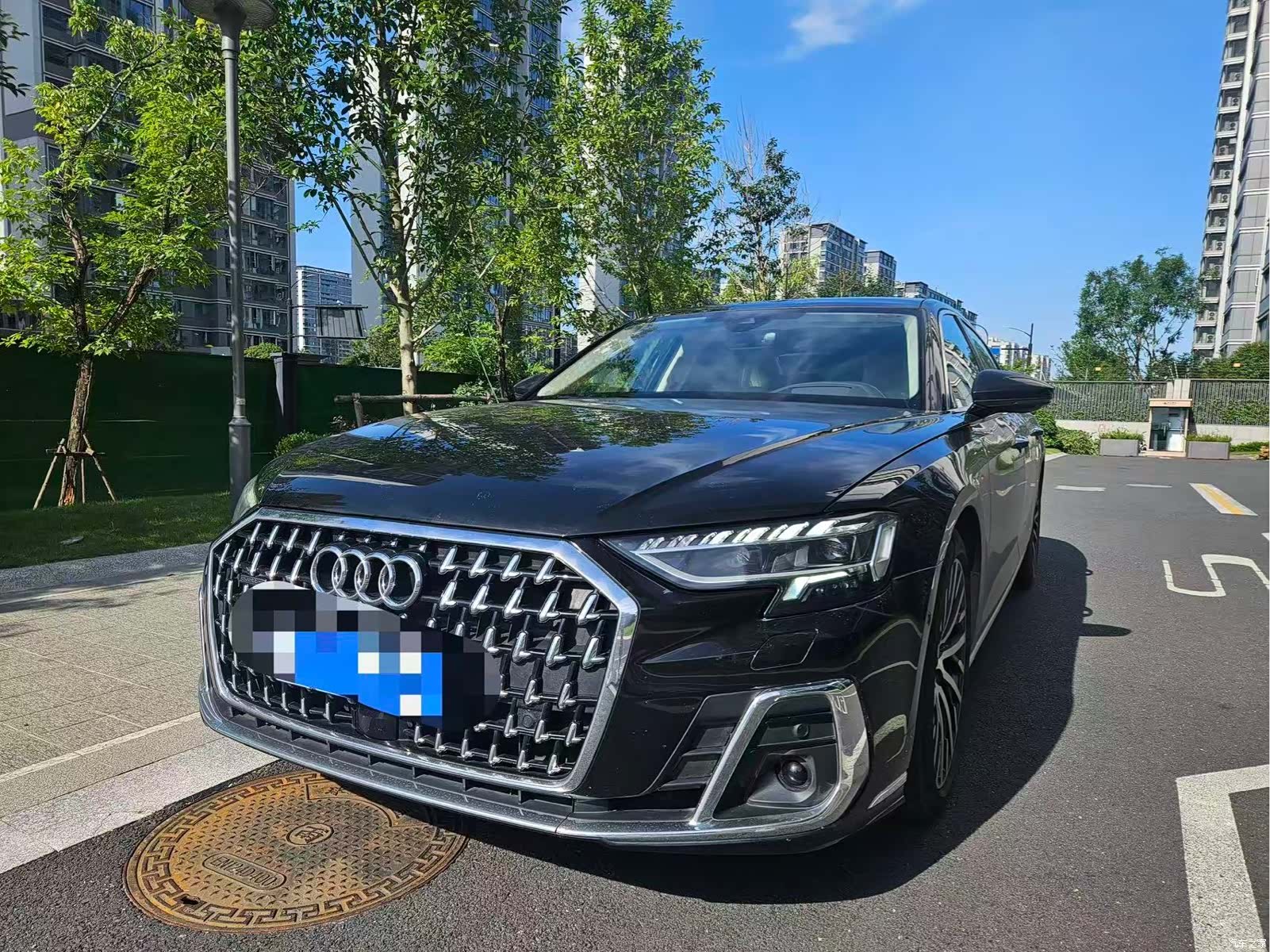 Audi A8L