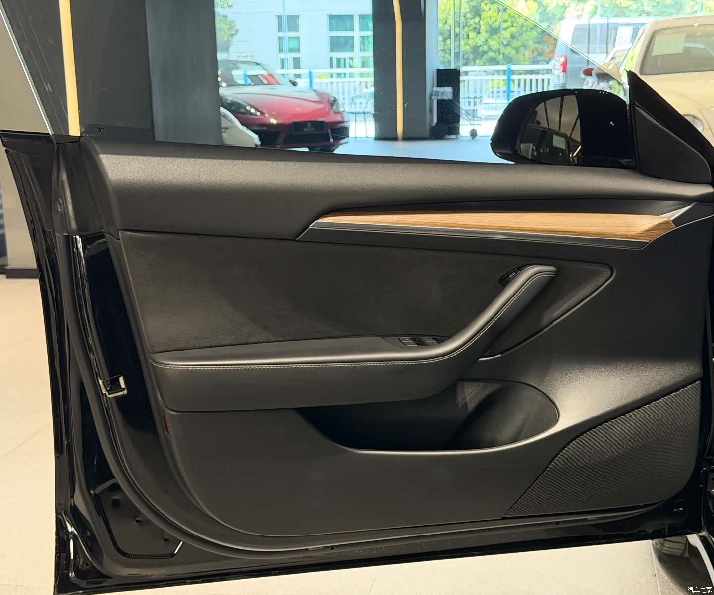 Tesla Model 3, 2022 16