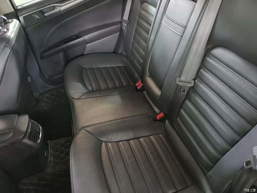 Ford Mondeo, 2015 17