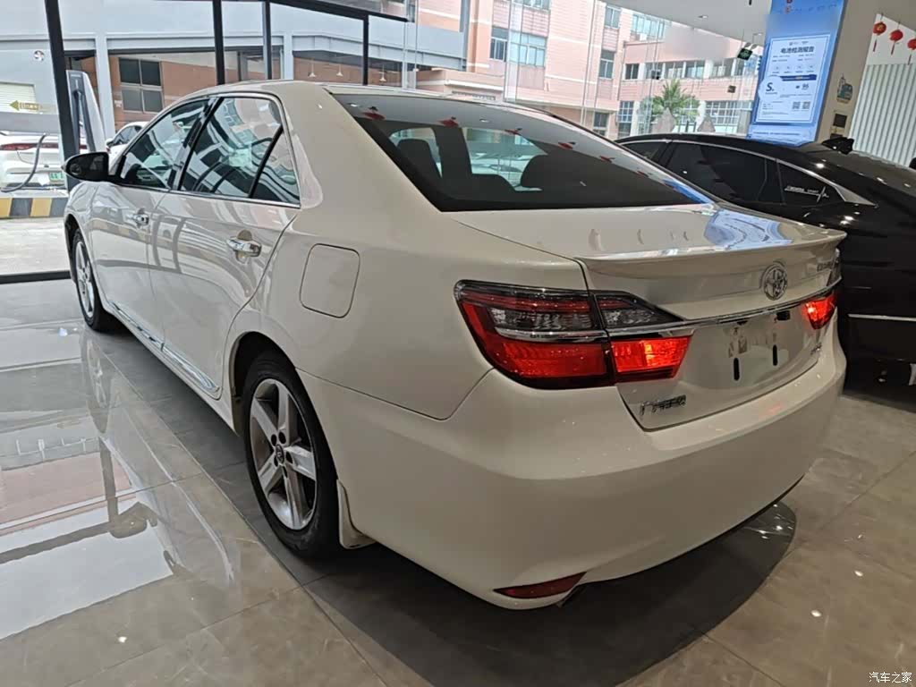 Toyota Camry, 2017 все фото