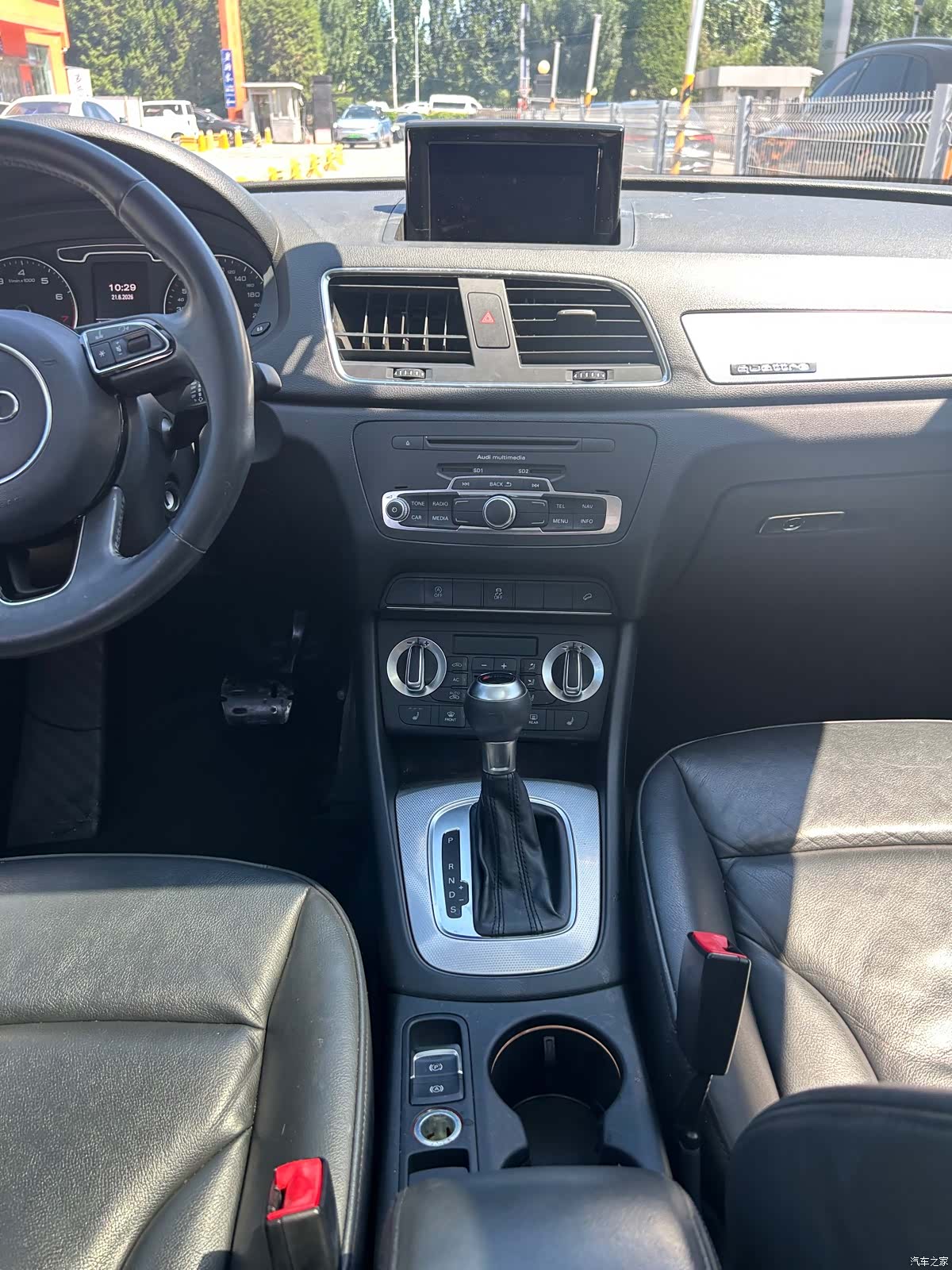 Audi Q3, 2013 16