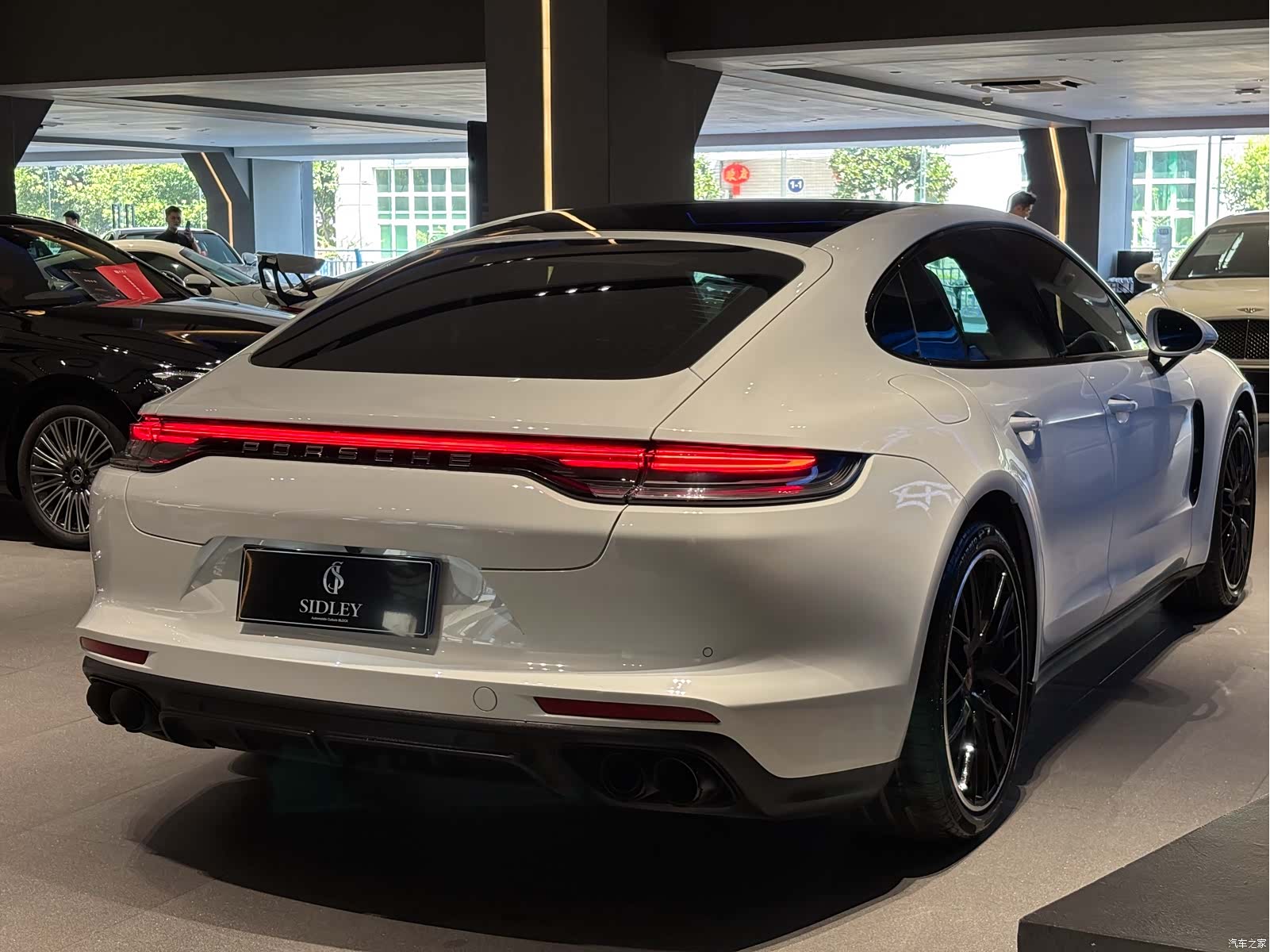 Porsche Panamera, 2022 6