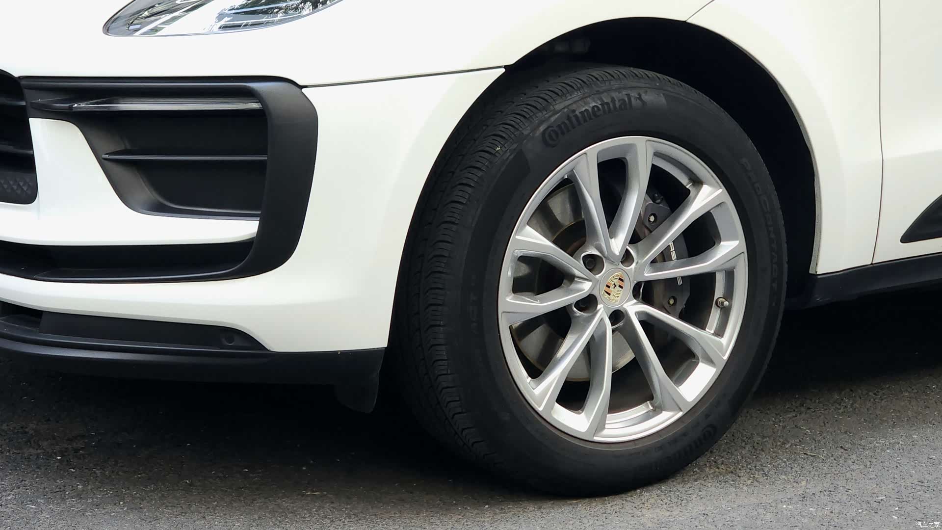 Porsche Macan, 2024 10
