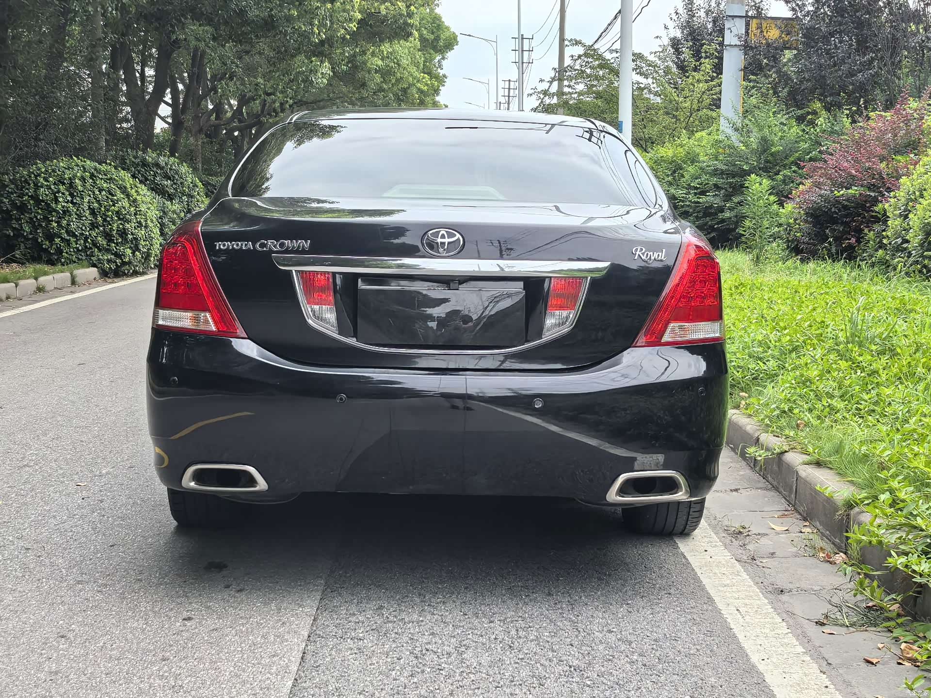 Toyota Crown, 2011 6