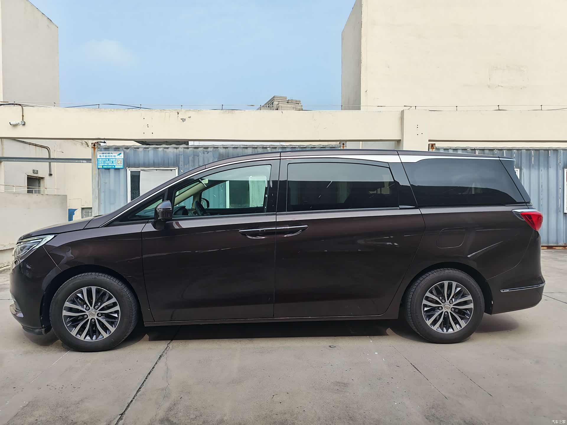 Buick GL8, 2018 11