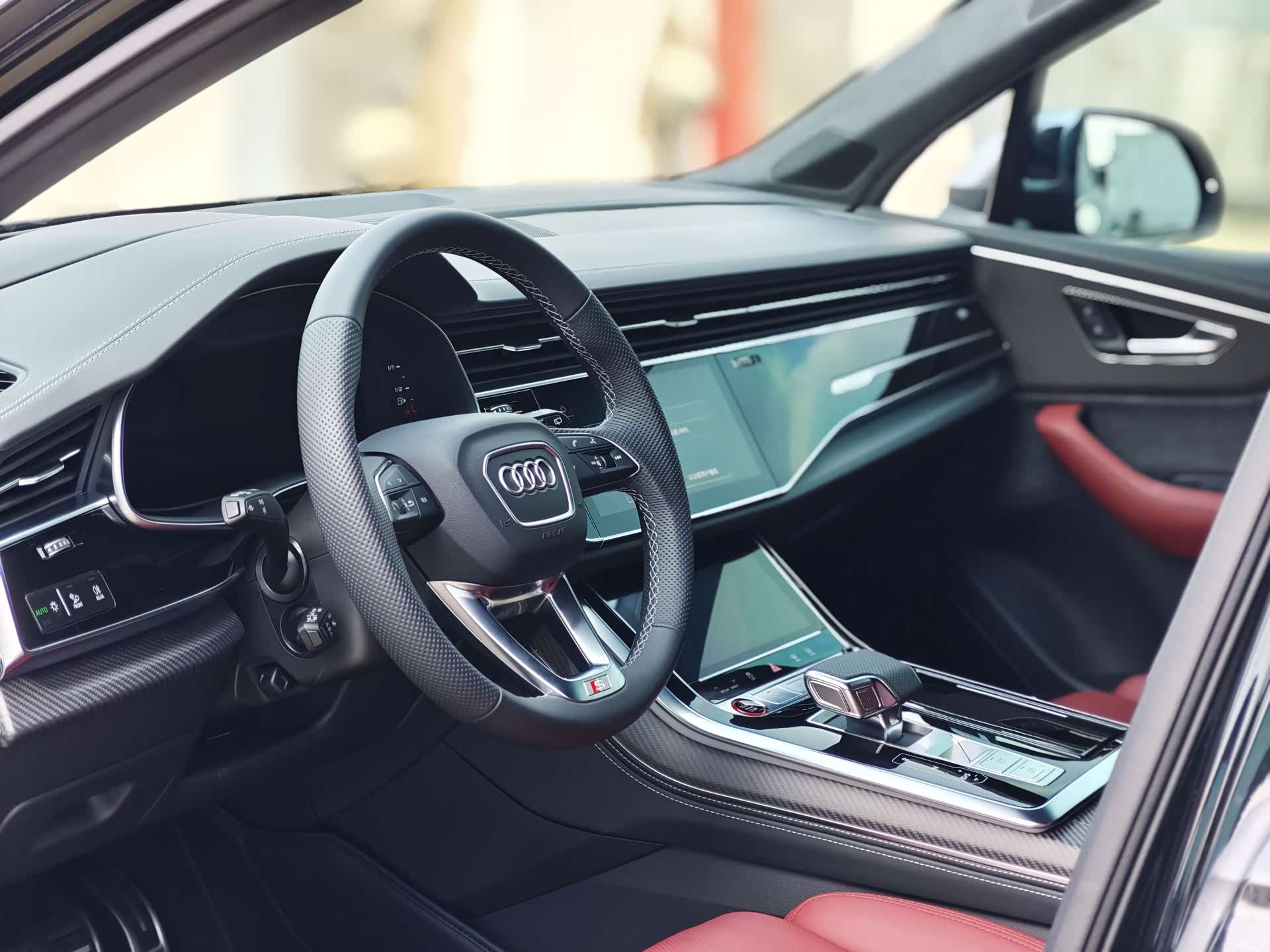 Audi Q7, 1900 15
