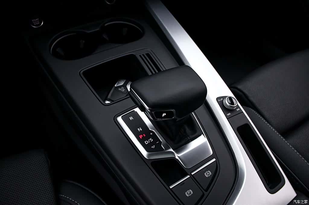 Audi A4L, 2021 9