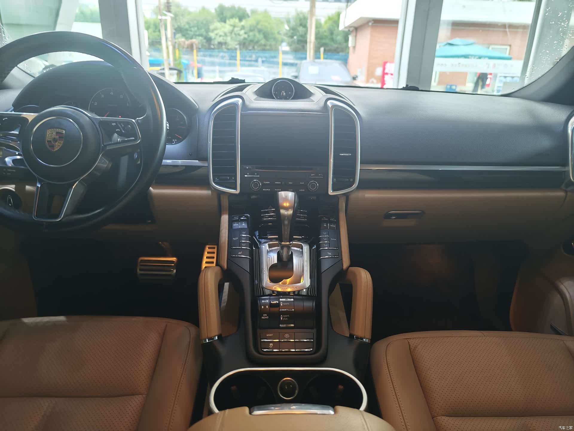Porsche Cayenne, 2017 9
