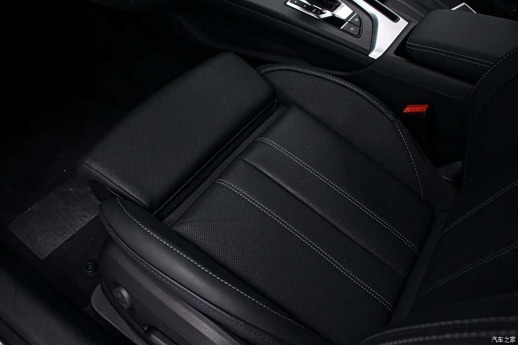 Audi A4L, 2021 13
