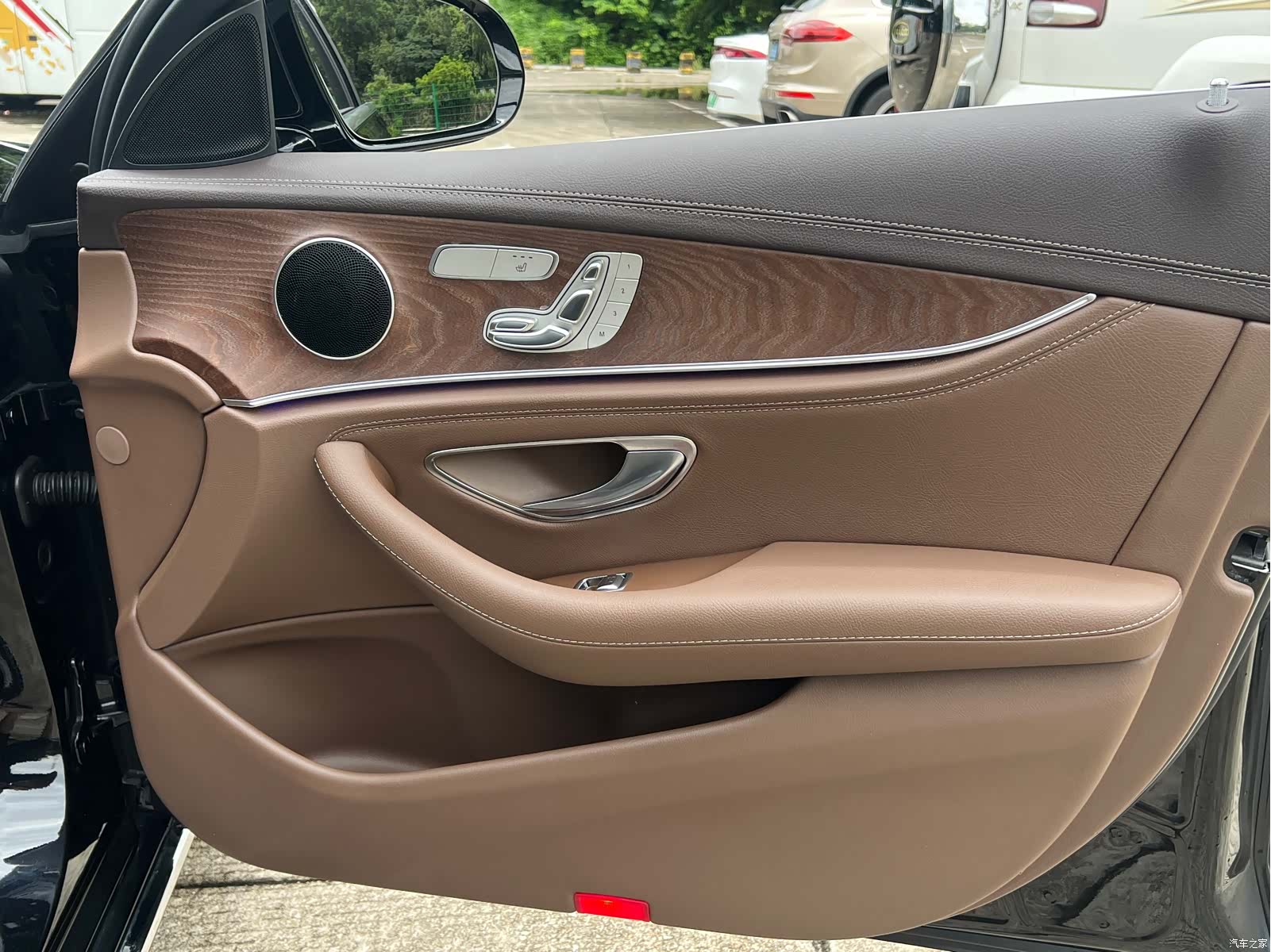 Mercedes-Benz E-Class, 2018 16