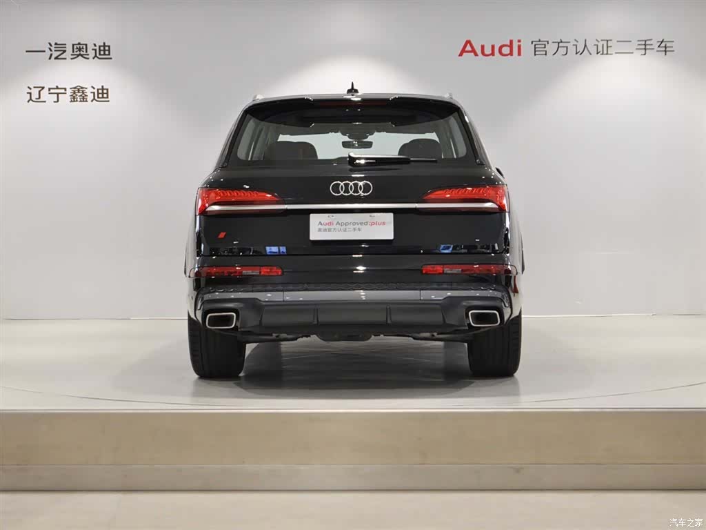 Audi Q7, 2024 все фото