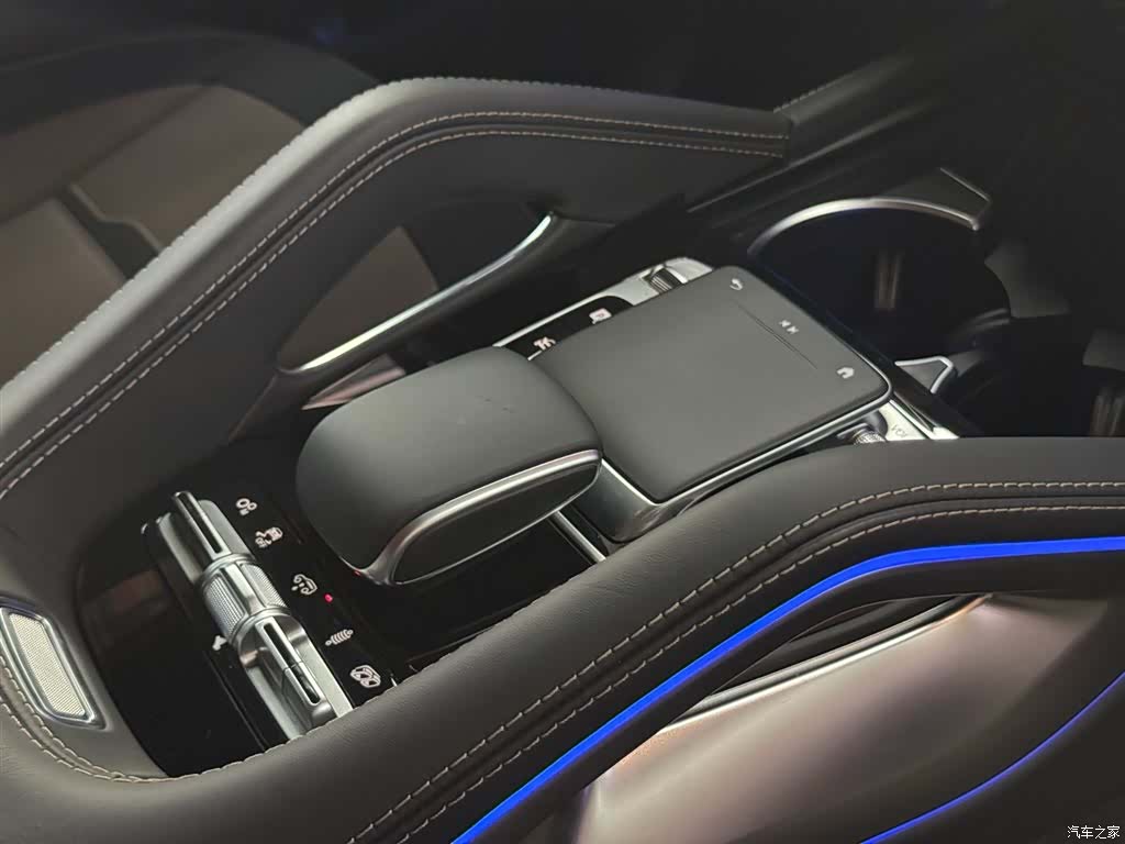 Mercedes-Benz GLE, 2021 24
