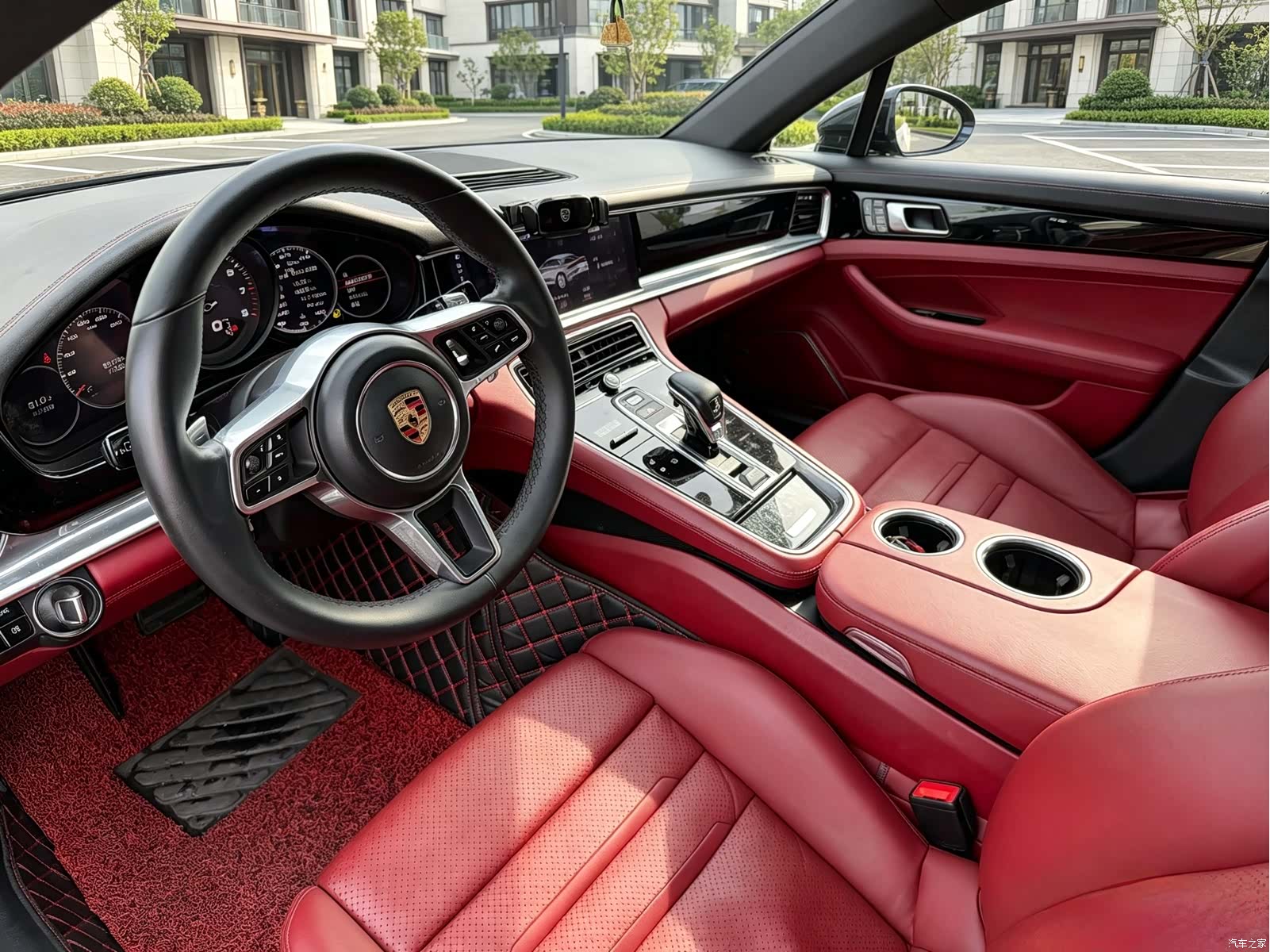 Porsche Panamera, 2019 4