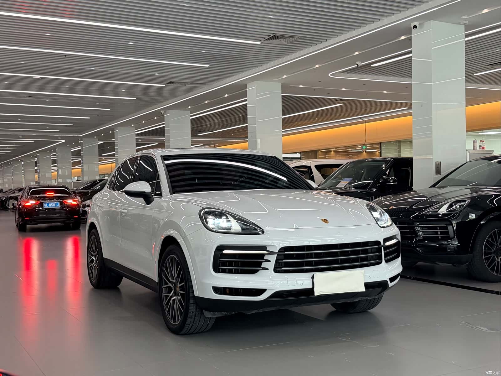 Porsche Cayenne, 2020 3