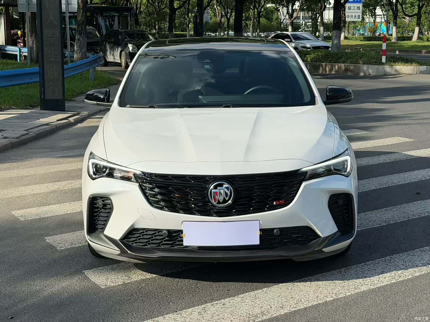 Buick Verano, 2022 2