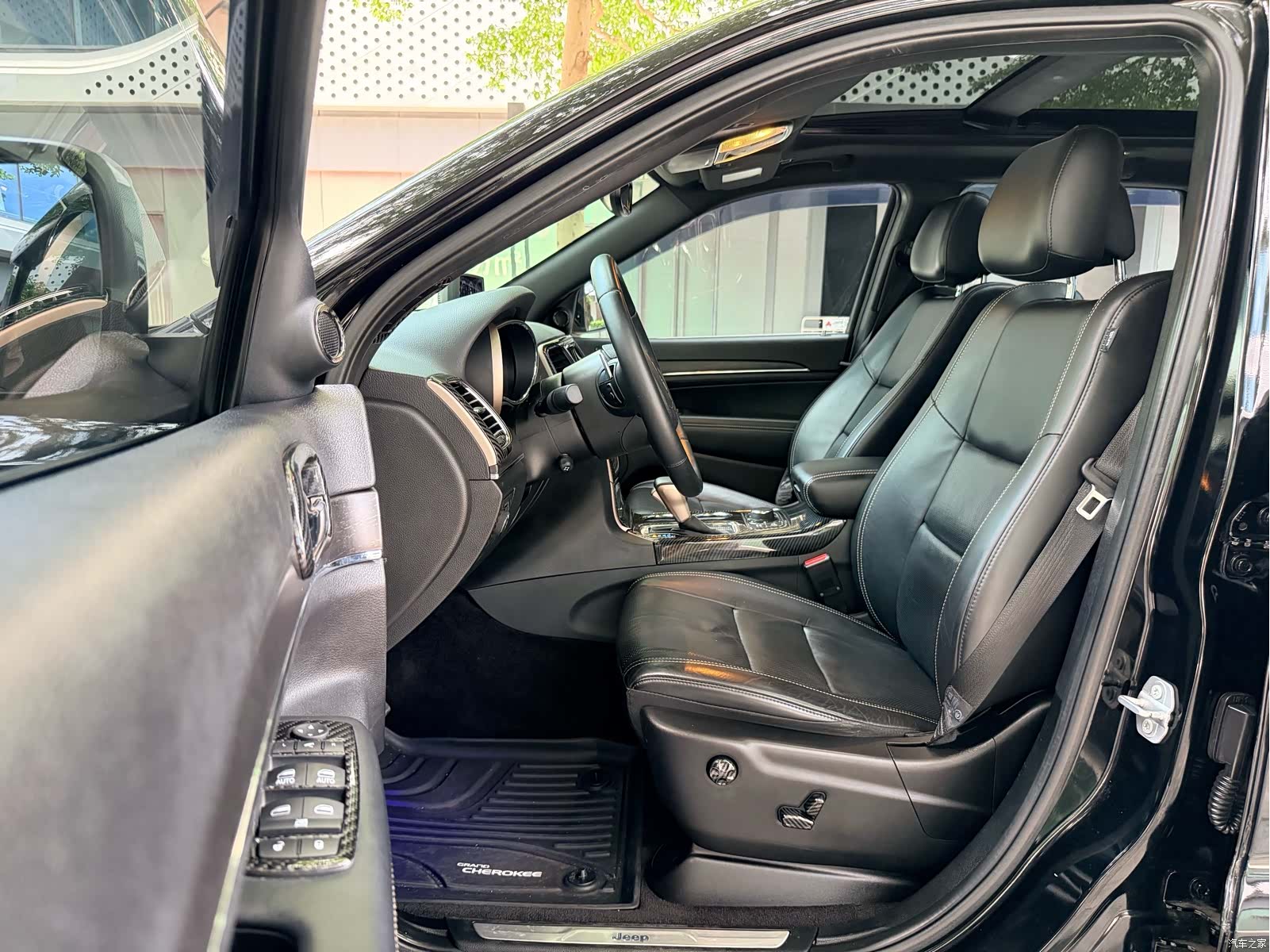Jeep Grand Cherokee, 2018 10
