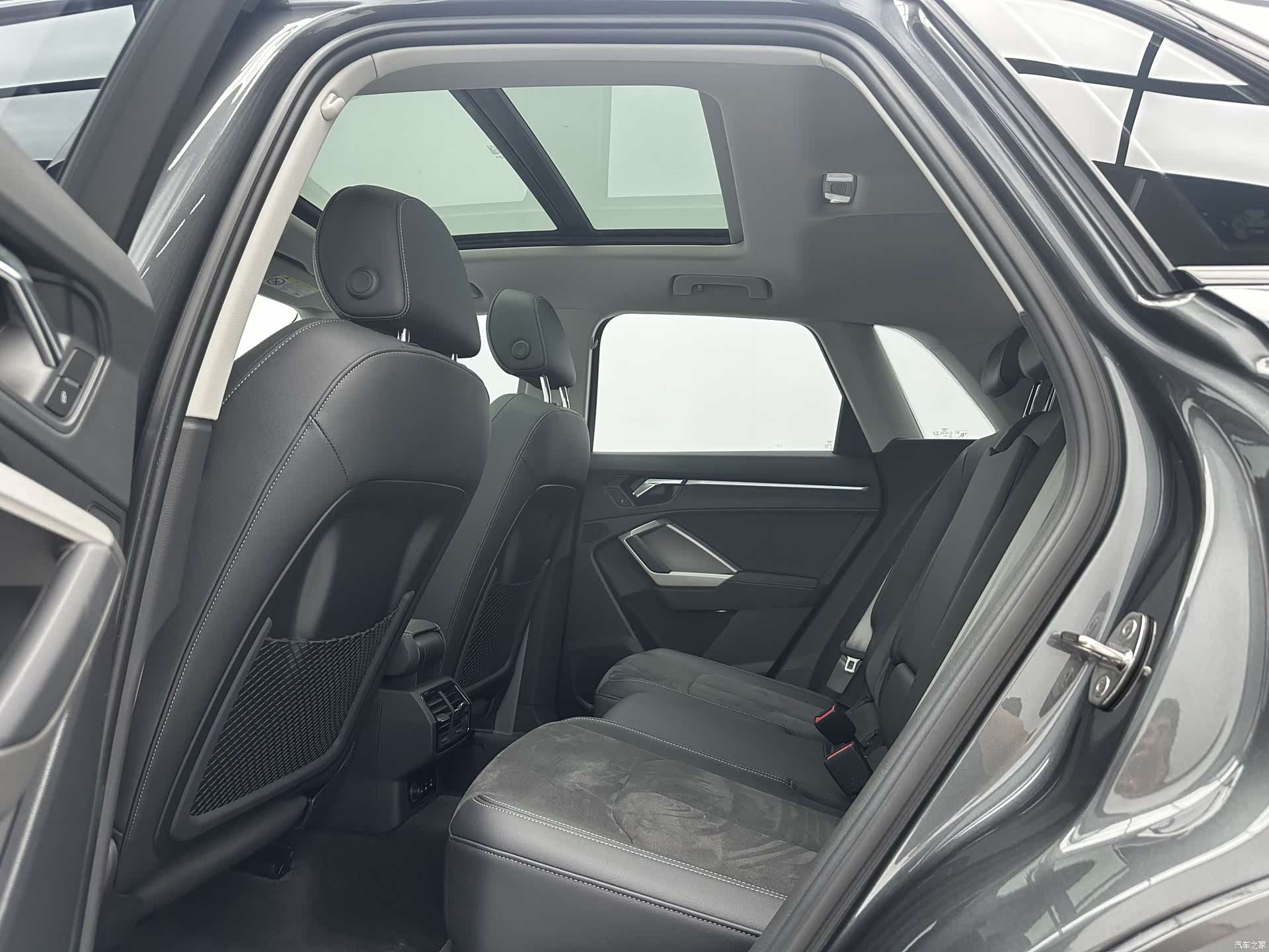 Audi Q3, 2023 6