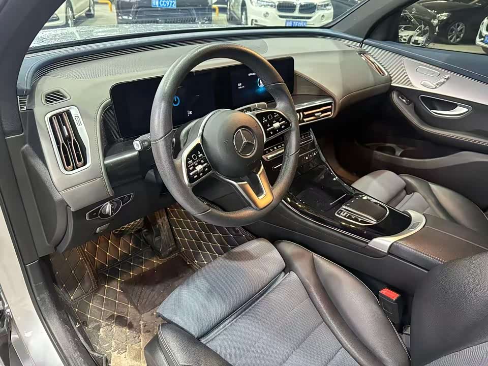 Mercedes-Benz EQC Mercedes-Benz EQC