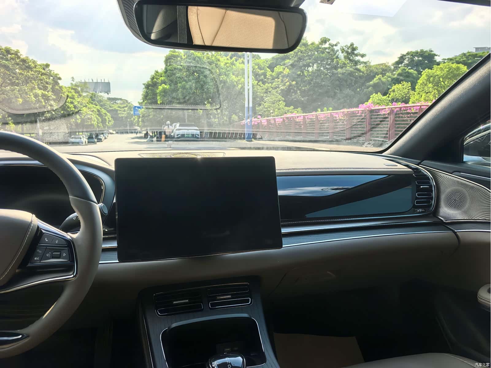 BYD Han, 2023 12