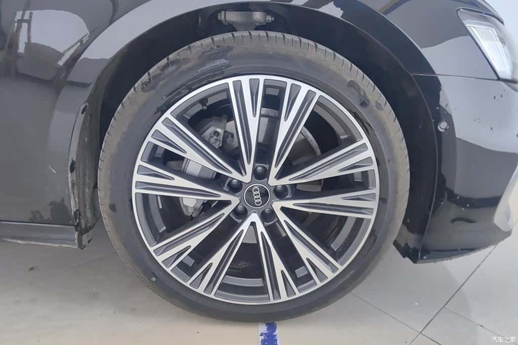 Audi A6L, 2025 6