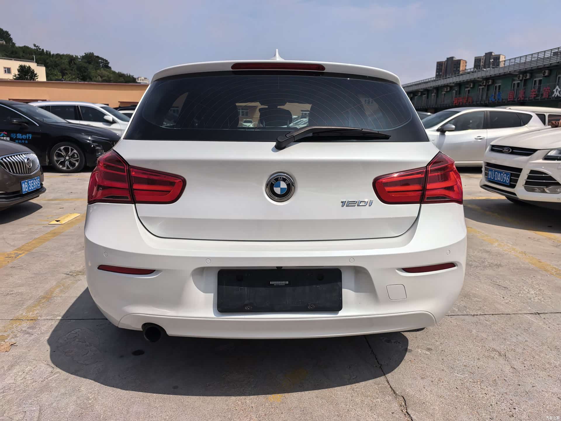BMW 1 Series, 2016 все фото