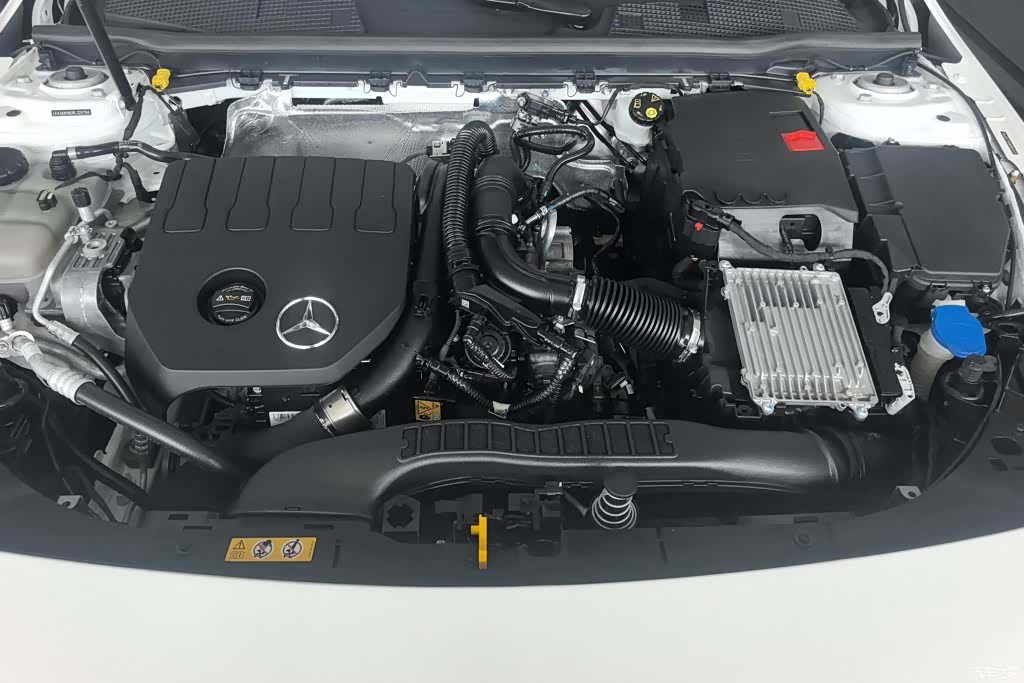 Mercedes-Benz A-Class, 2024 9