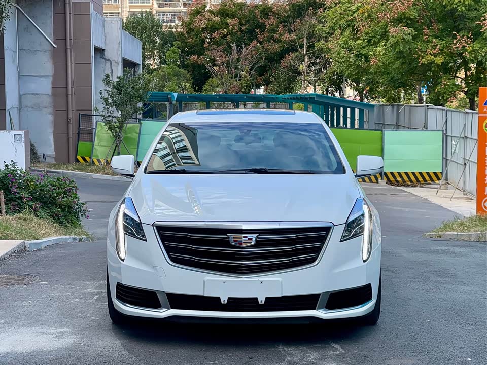 Cadillac XTS